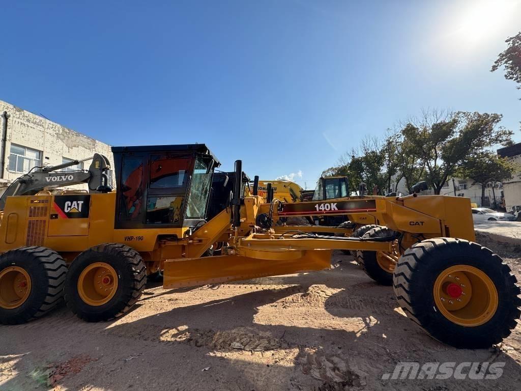 CAT 140 K Excavatoare pe șenile
