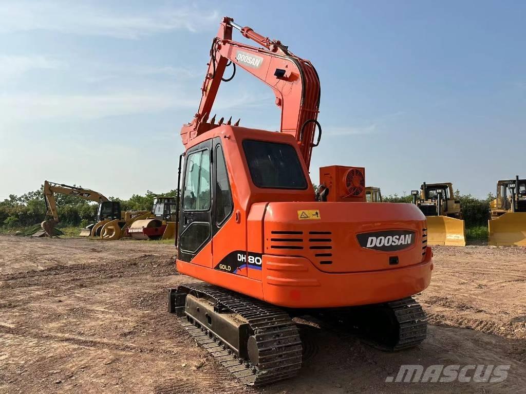 Doosan DH 80 Excavatoare 7t - 12t