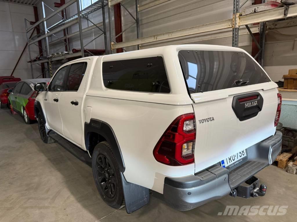 Toyota Hilux 2.8D Utilitara