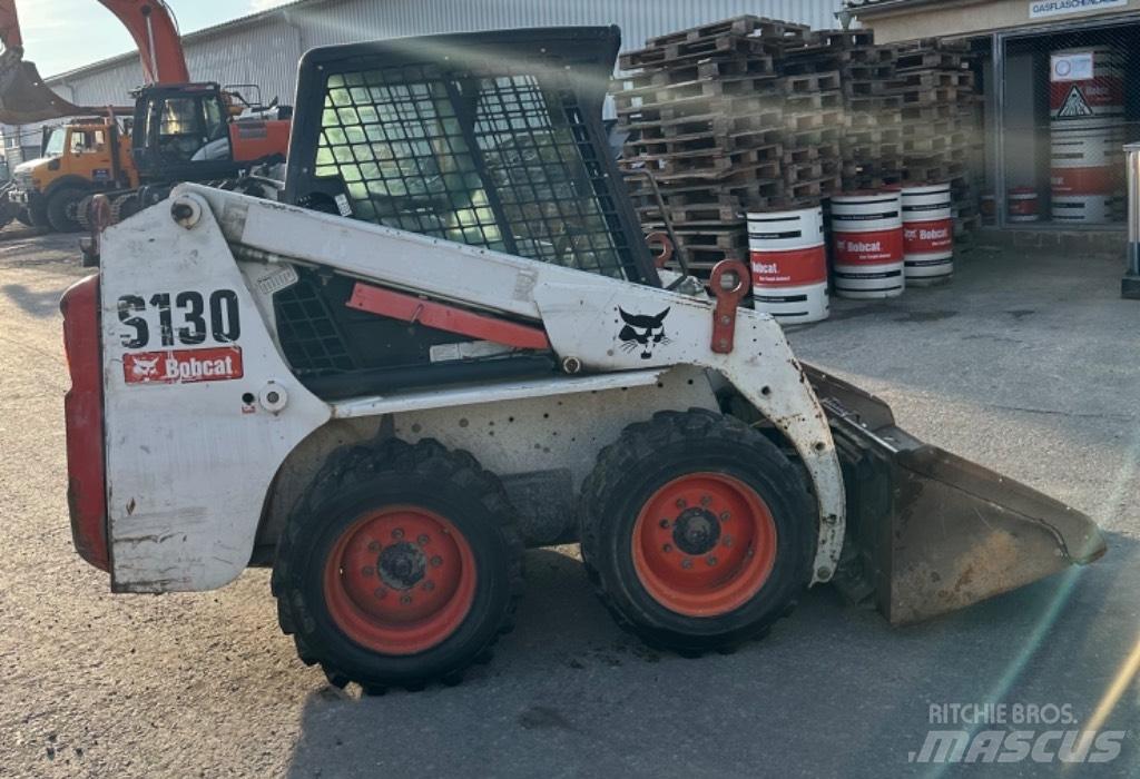 Bobcat S 130 Mini incarcator