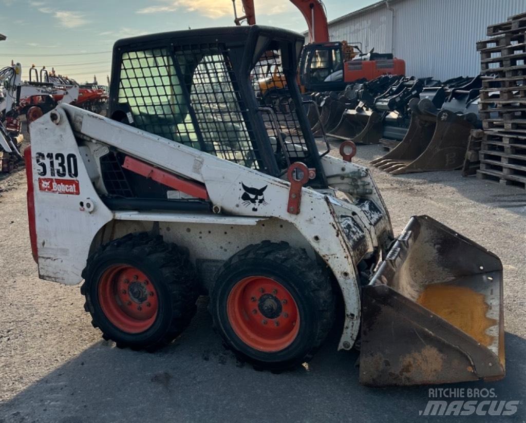 Bobcat S 130 Mini incarcator