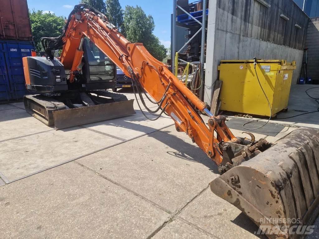 Hitachi ZX85US-5A Excavatoare 7t - 12t