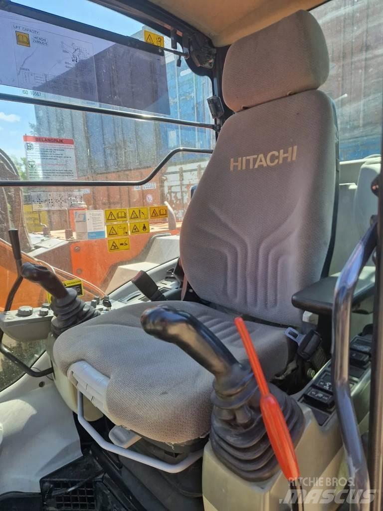 Hitachi ZX85US-5A Excavatoare 7t - 12t