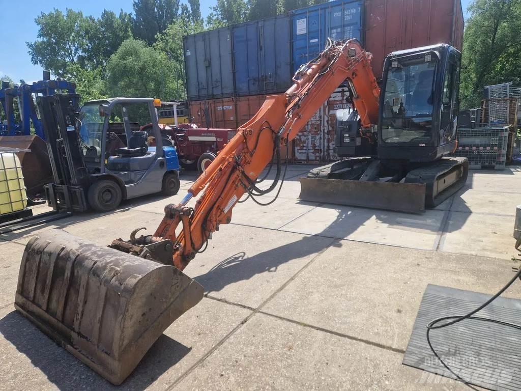 Hitachi ZX85US-5A Excavatoare 7t - 12t