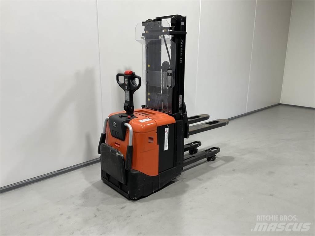 BT SPE125L Transpaleti autopropulsanti