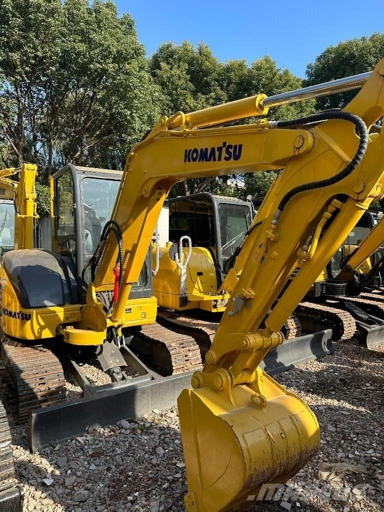 Komatsu PC 40 Excavatoare pe șenile
