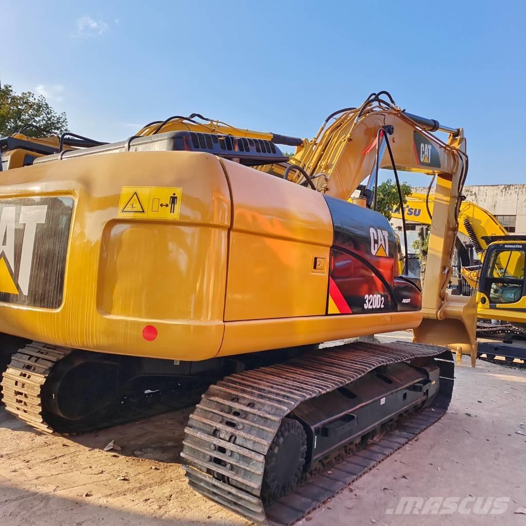 CAT 320 D Excavatoare pe șenile
