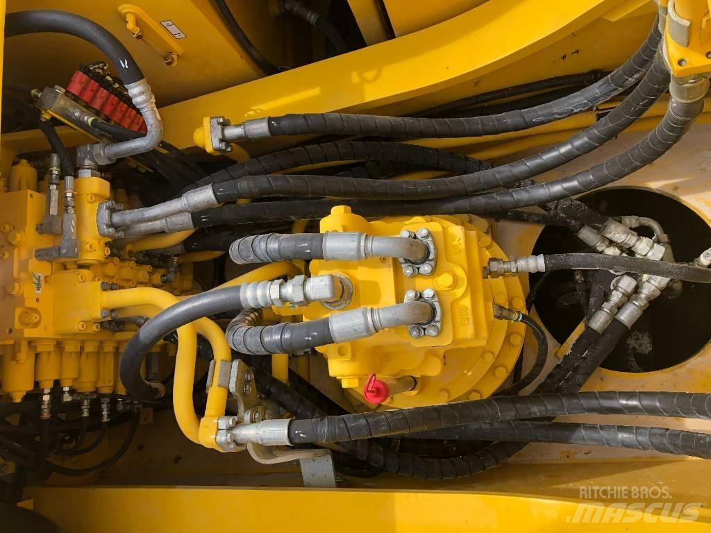Komatsu 350 Excavatoare pe șenile
