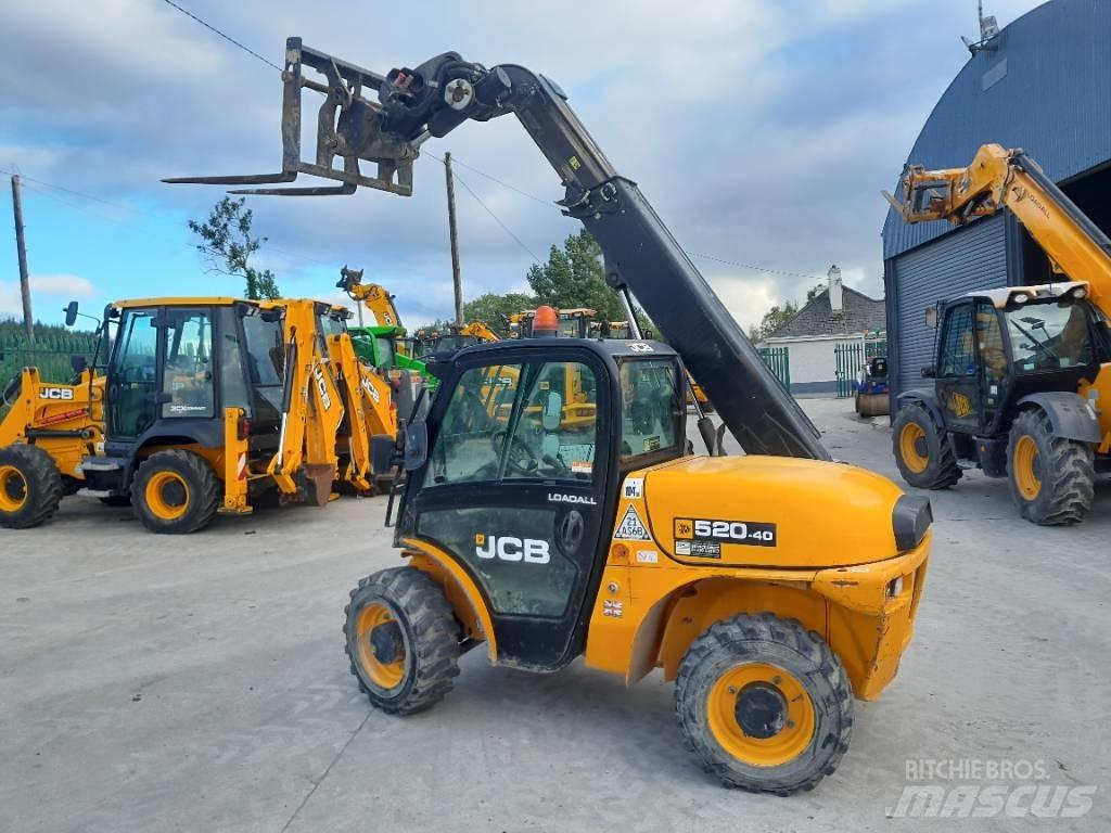 JCB 520-40 Manipulatoare agricole