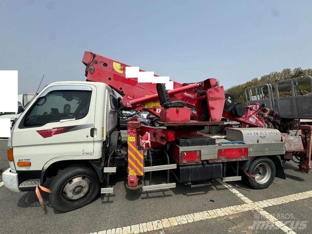 Horyong SKY280 Platforme aeriene montate pe camion