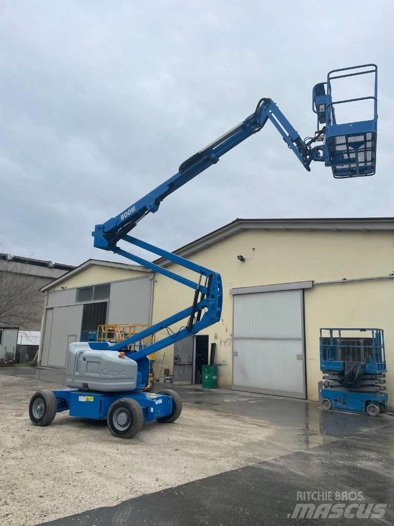 Genie Z 45/25 DC Nacele cu brat articulat