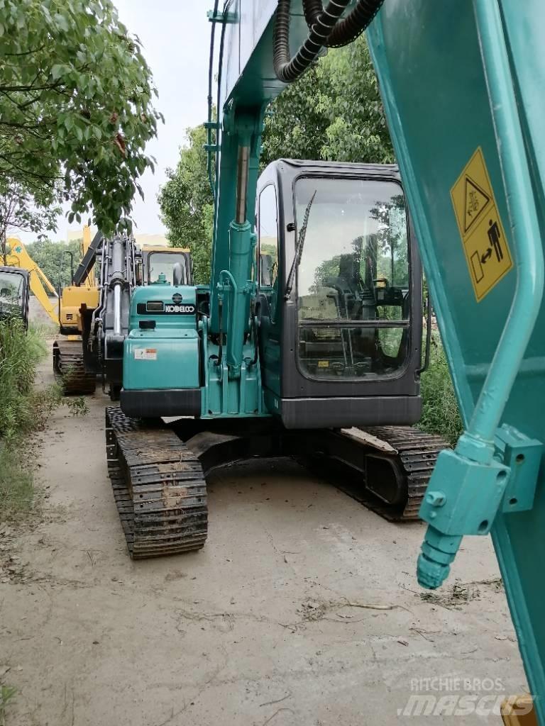 Kobelco SK 75 Excavatoare pe șenile
