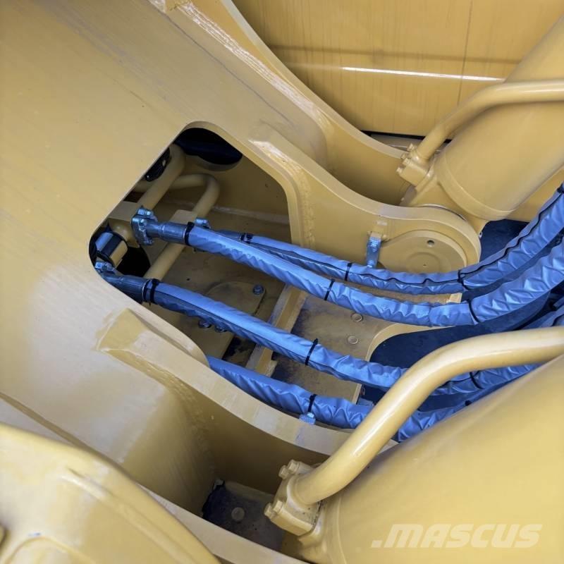 Komatsu PC 450 Excavatoare pe șenile
