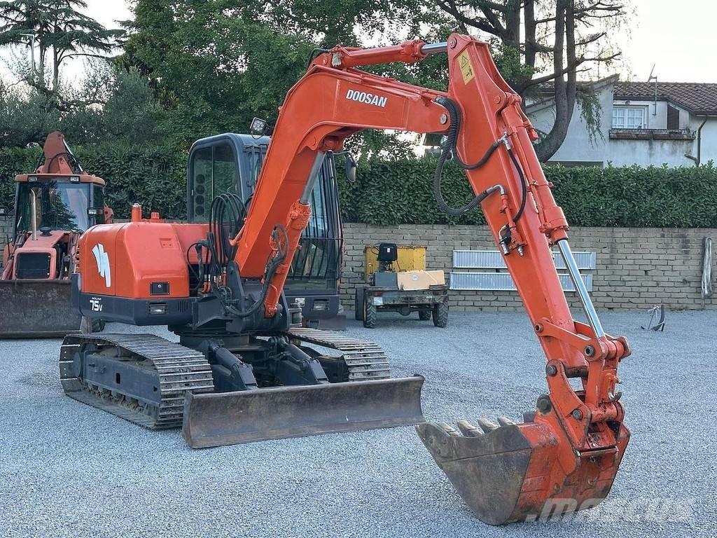 Doosan SOLAR 75V Excavatoare 7t - 12t