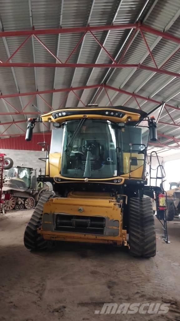 New Holland CR 9.90 Combine de secerat