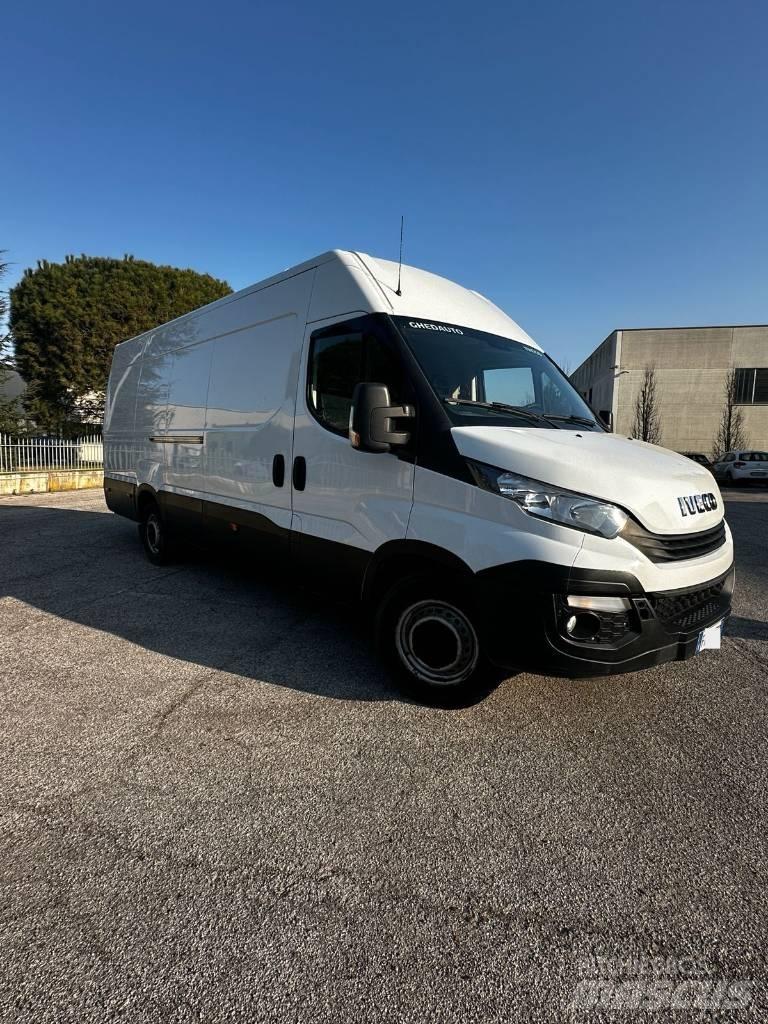 Iveco Daily 35 S16 Utilitara