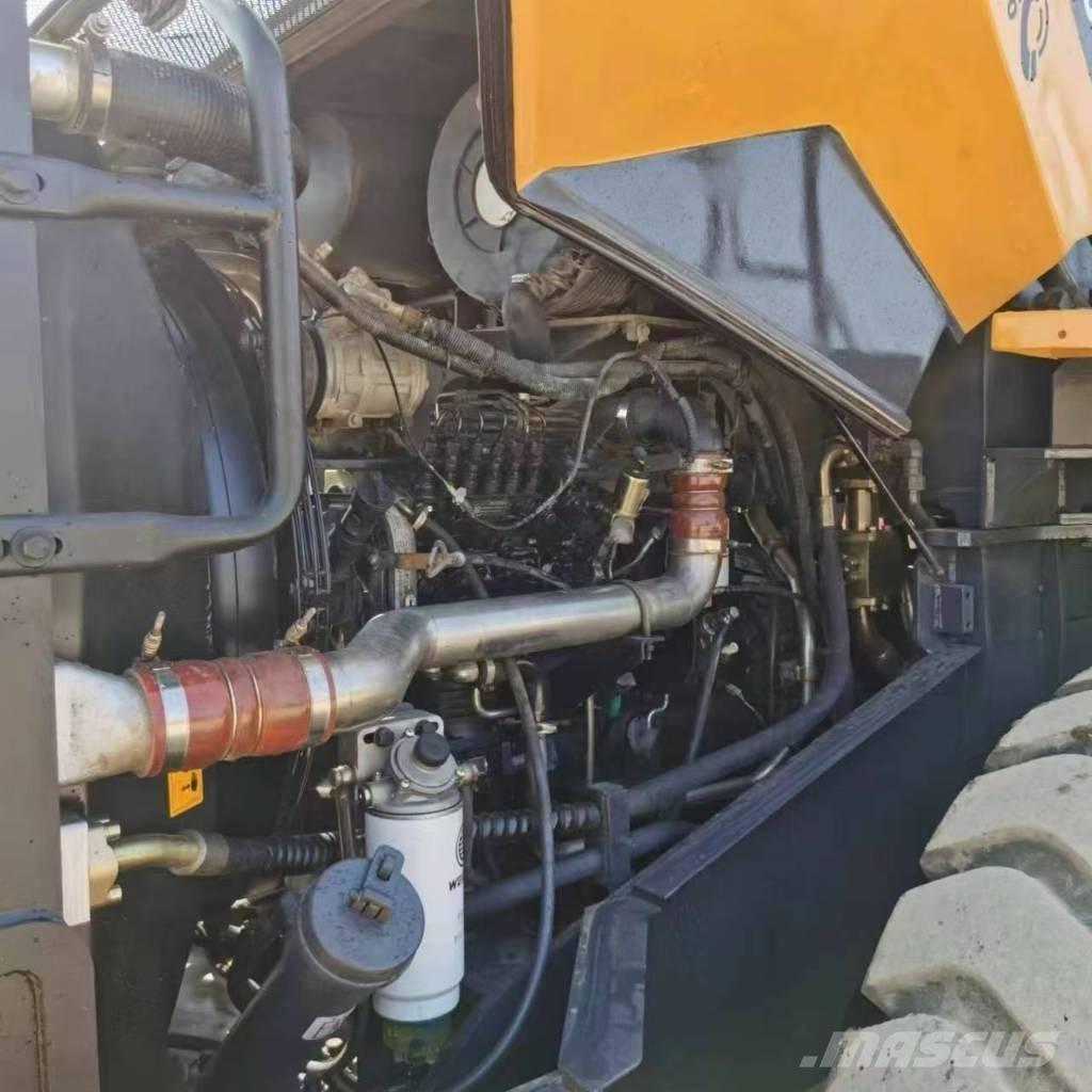 LiuGong CLG 856 H Incarcator pe pneuri