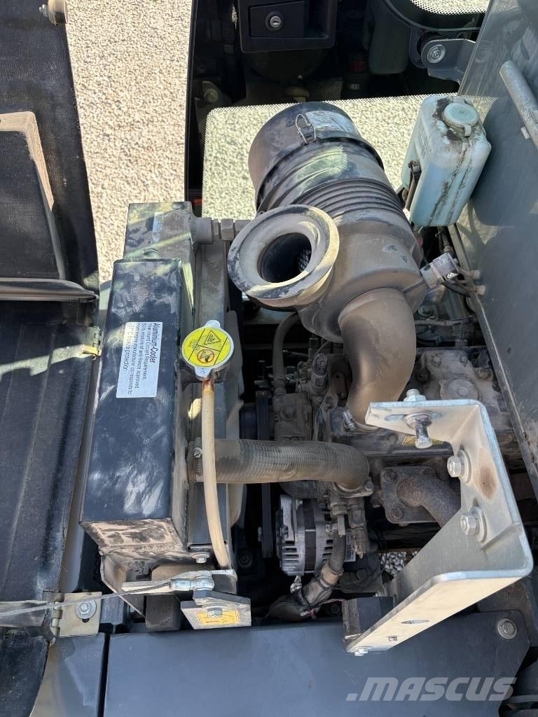 Wacker Neuson WL 28 Incarcator pe pneuri