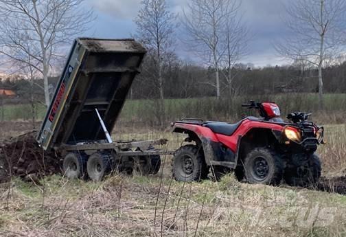  K Vagnen Offroad Autobasculante remorci