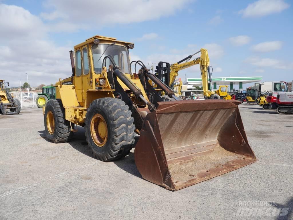 Volvo BM 4400 Incarcator pe pneuri