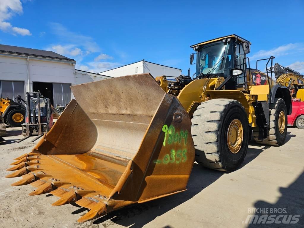 CAT 980M Incarcator pe pneuri