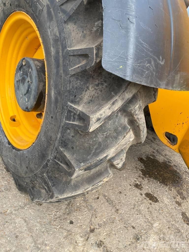JCB 535-140 Stivuitoare telescopice
