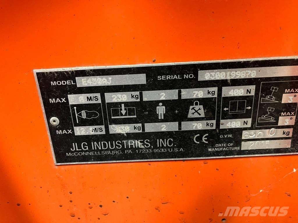 JLG E 450 AJ Nacele cu brat articulat