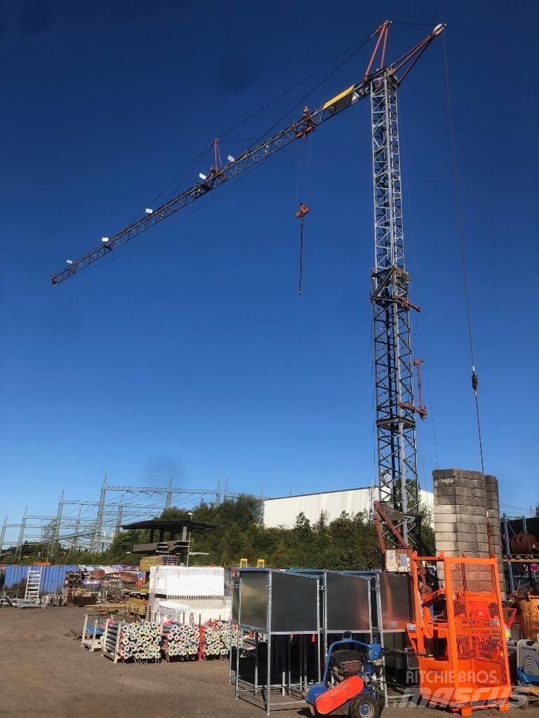 Wolff 3610 Self erecting cranes