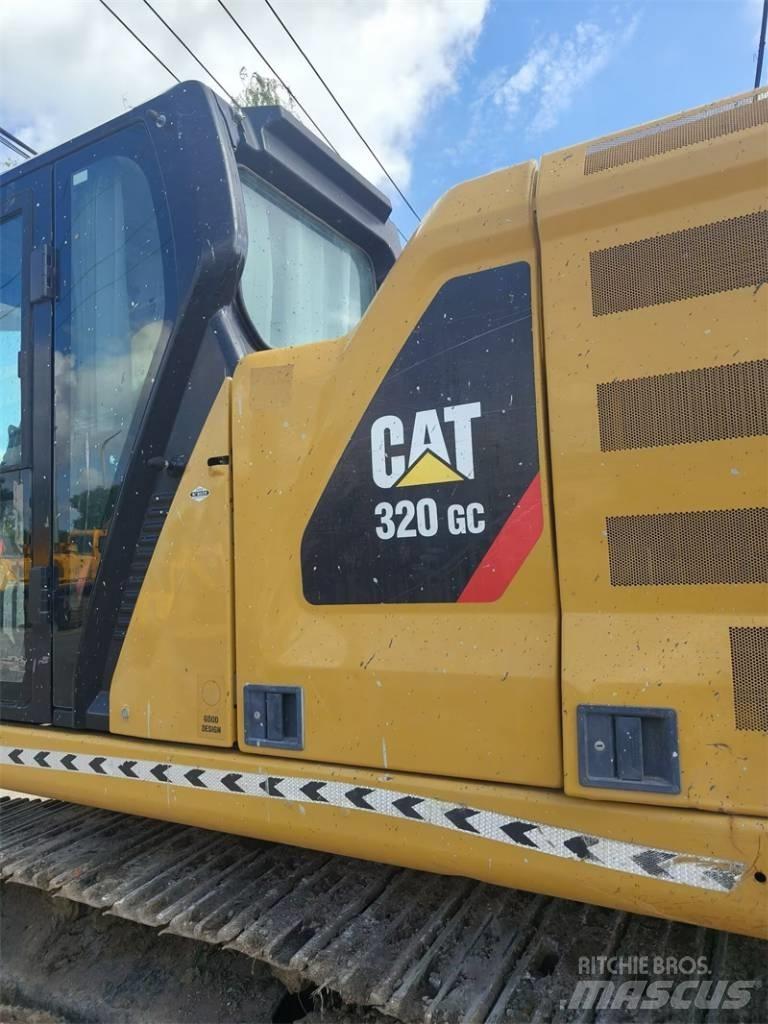 CAT 320 GC Excavatoare pe șenile
