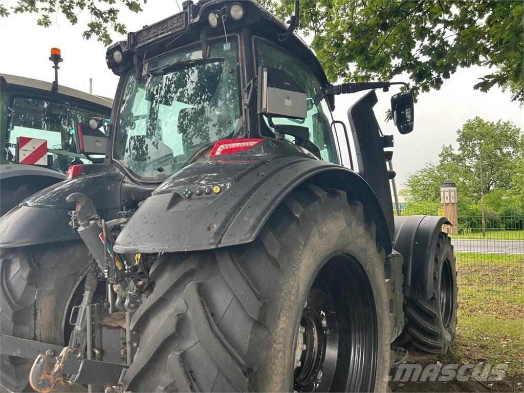Valtra T 235 D Tractoare