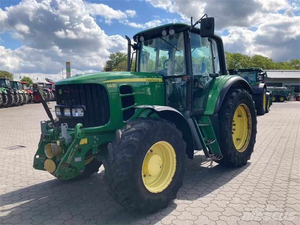 John Deere 6630 Tractoare