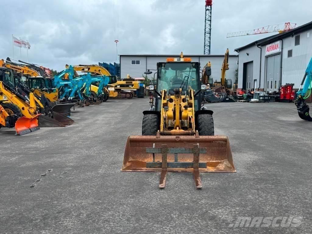 CAT 906 H Incarcator pe pneuri