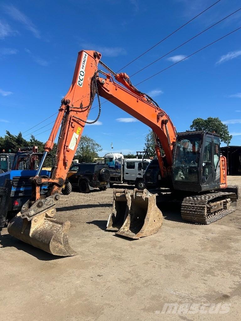 Hitachi ZX 135 US-6 Excavatoare pe șenile
