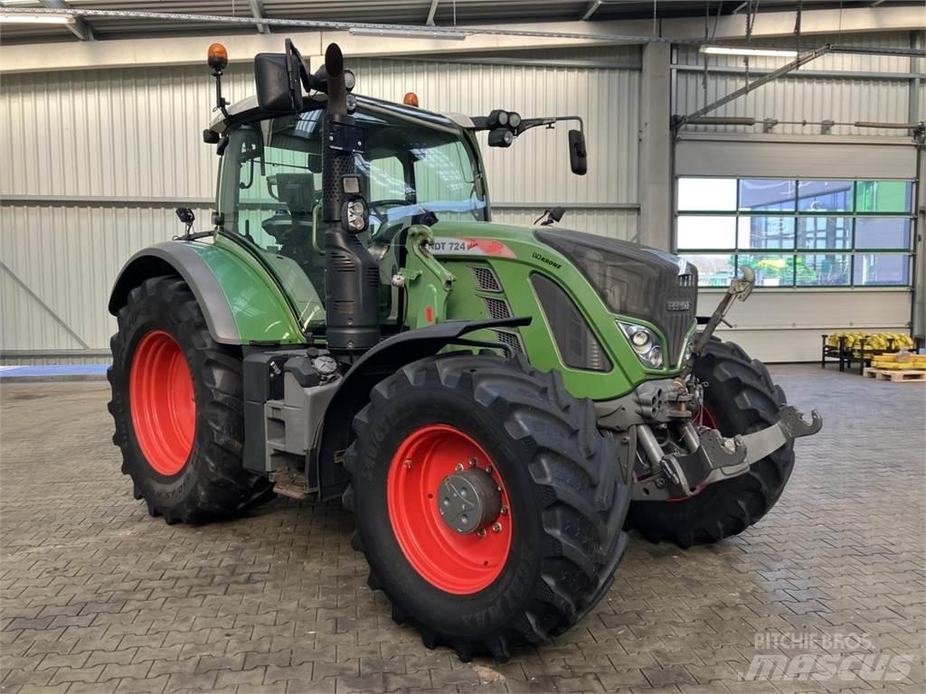 Fendt 716 Vario Tractoare