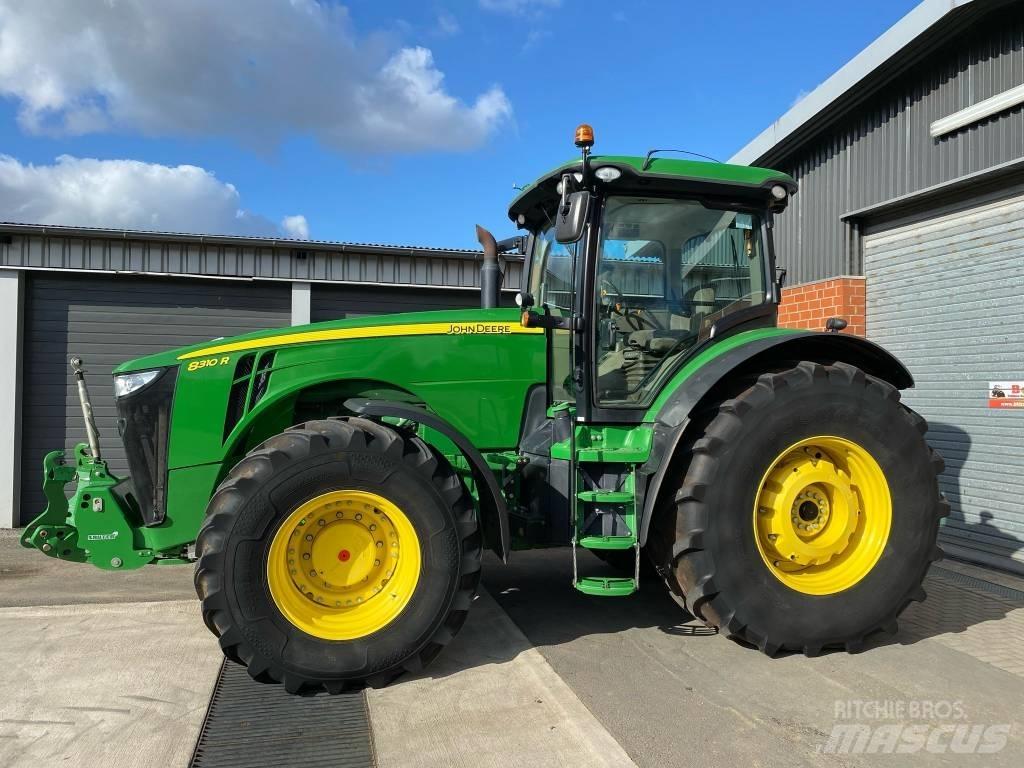 John Deere 8310 R Tractoare