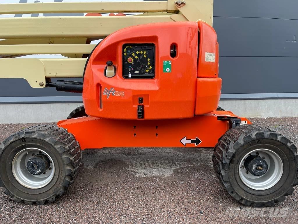 JLG 450 AJ Bomlift Nacele cu brat articulat