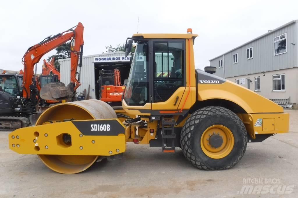 Volvo SD 160 B Cilindri compactori cu roti
