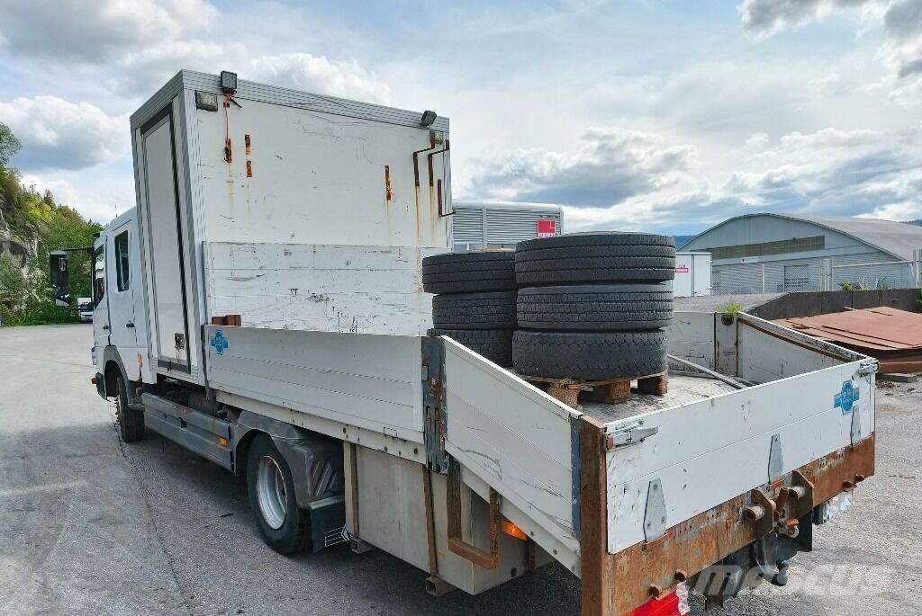 Mercedes-Benz 1018 Autocamioane