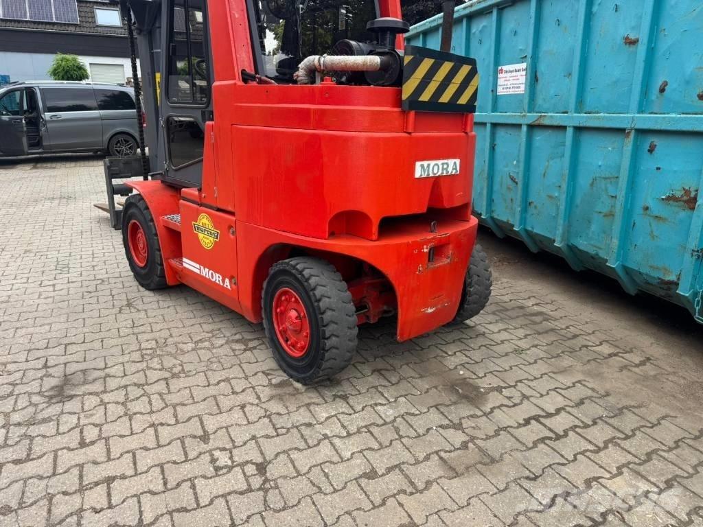 Mora M 85 C Stivuitor diesel
