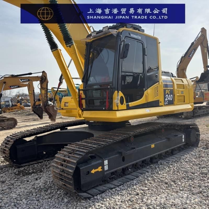 Komatsu PC 240 Excavatoare pe șenile
