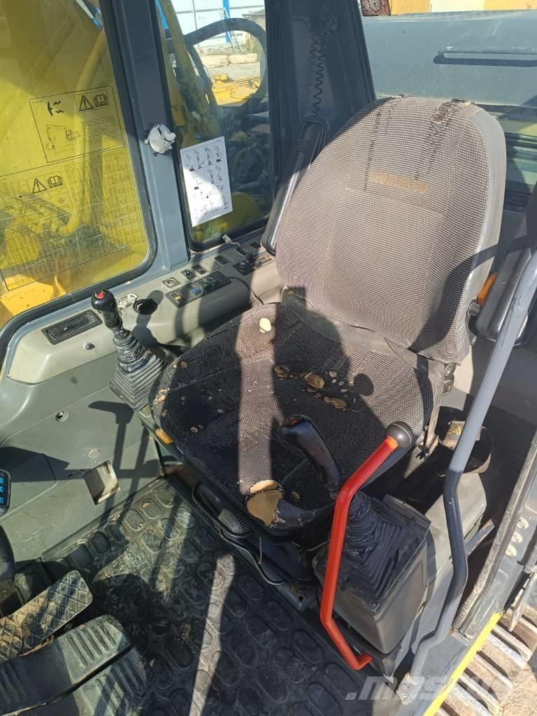 Komatsu PC 240 NLC Excavatoare pe șenile
