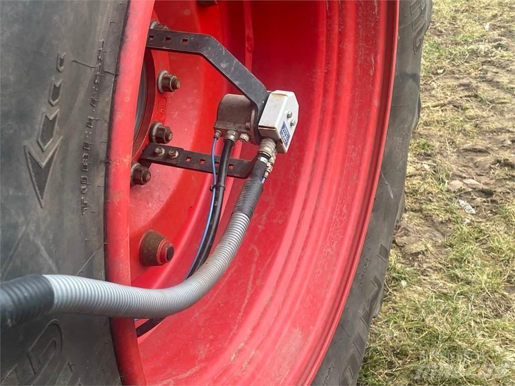 Fendt 724 Vario Tractoare