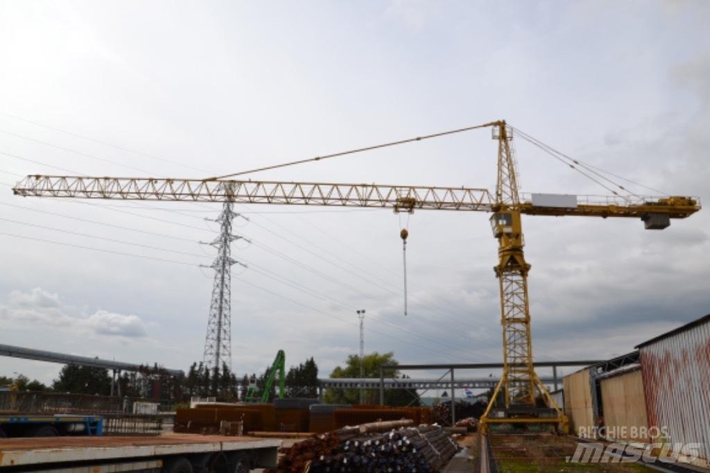 Liebherr 220 HC Macarale turn