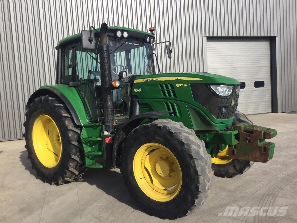 John Deere 6125M Tractoare