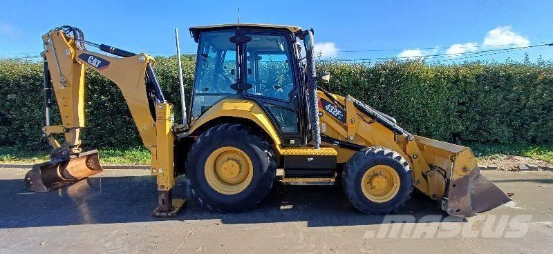 CAT 432 F2 Buldoexcavatoare