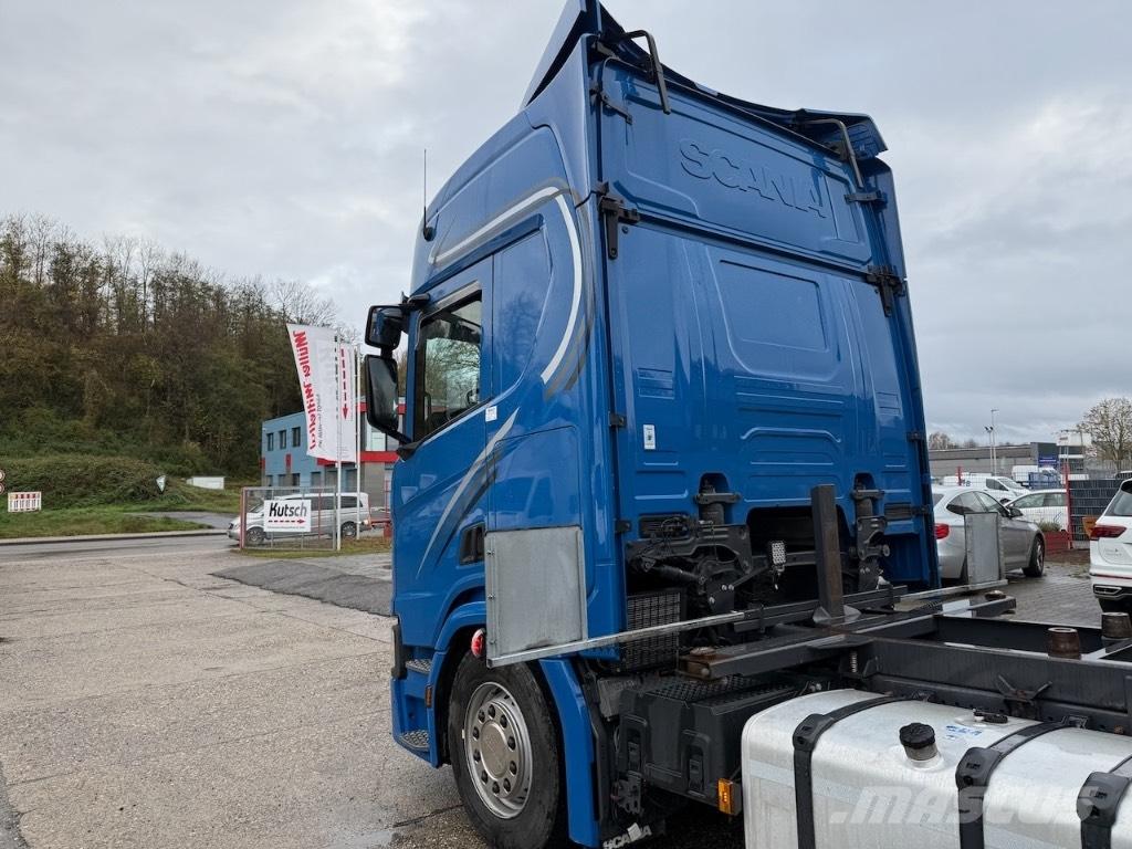 Scania R450 4x2 BDF Camion cabina sasiu