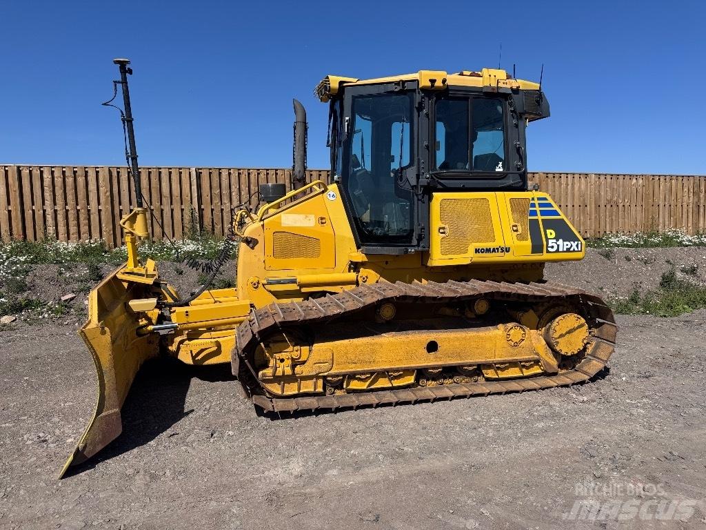 Komatsu D 51 PX Buldozere pe senile