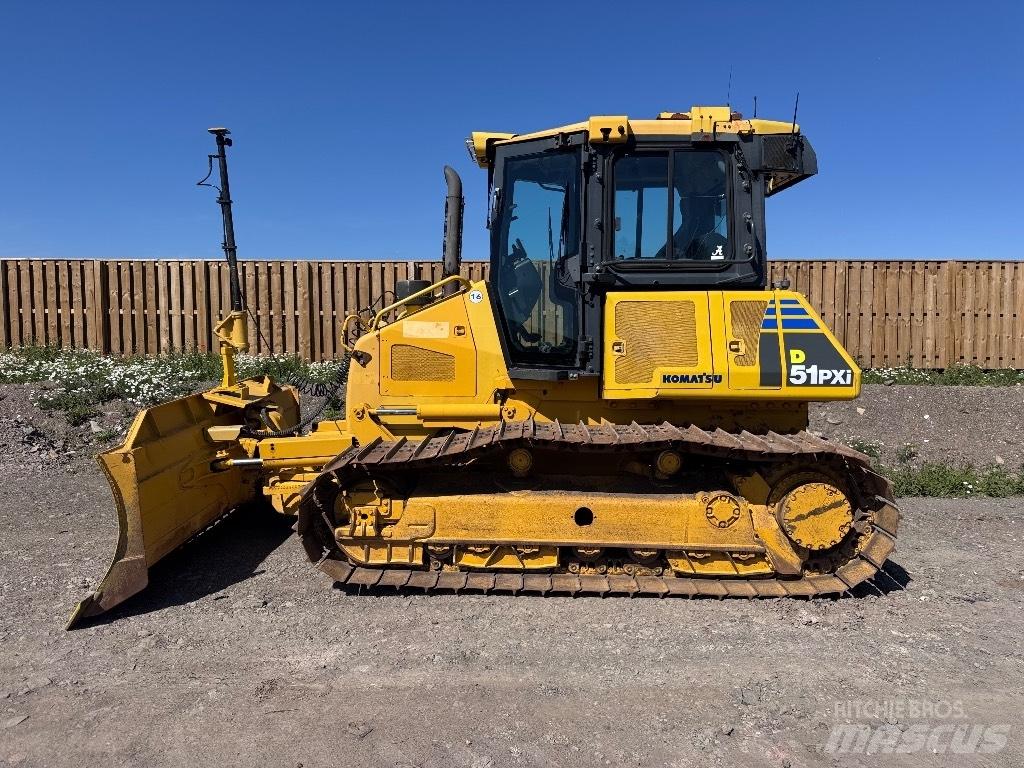 Komatsu D 51 PX Buldozere pe senile
