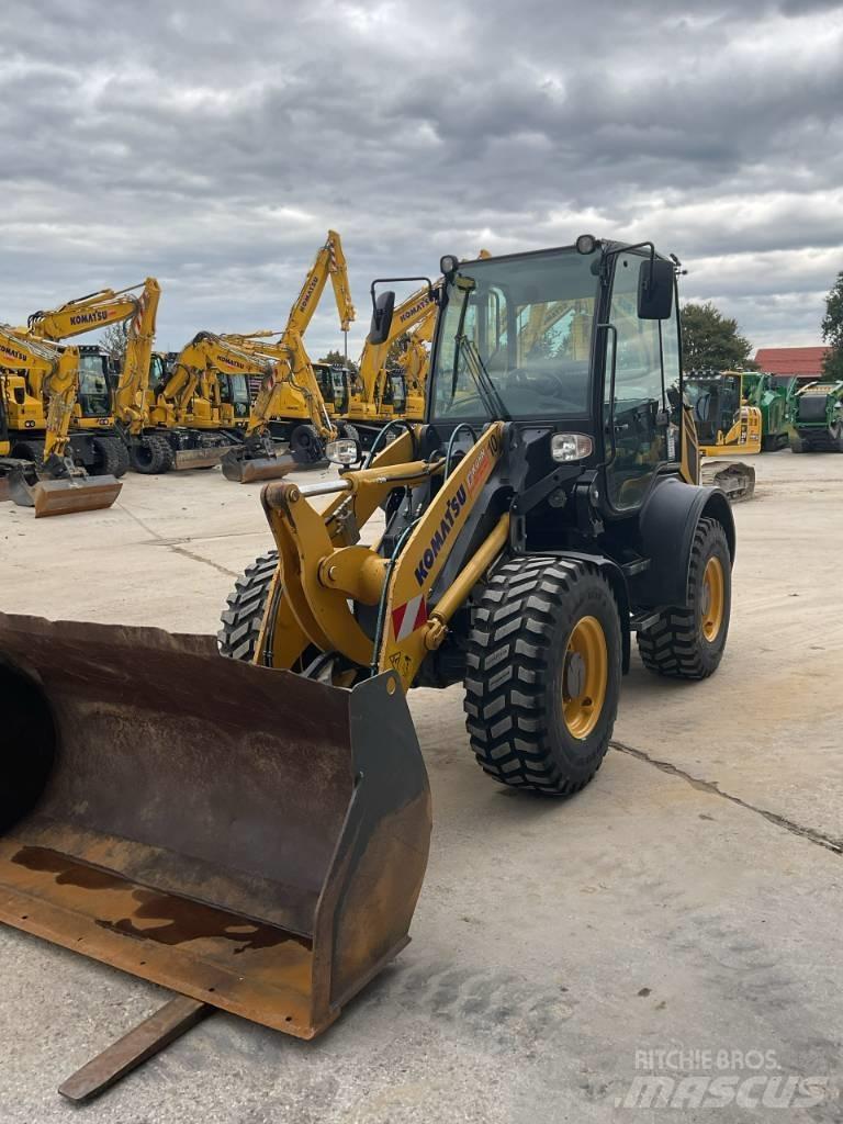 Komatsu WA80M-8 Mini incarcatoare