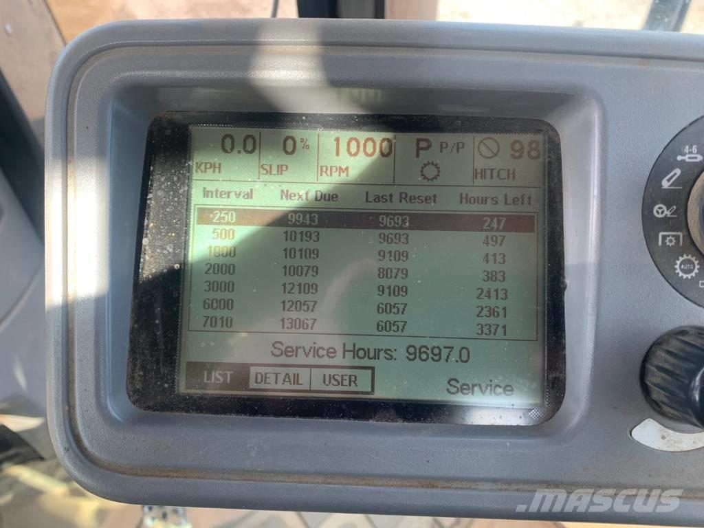 Challenger MT 765 B Tractoare